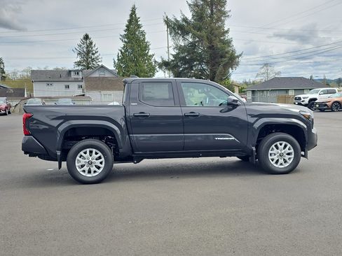 New 2026 Toyota Tacoma SR5 image 7