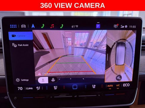 Used 2025 Volkswagen ID. Buzz 1st Edition image 9