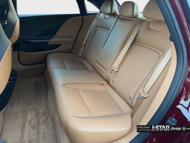 Used 2025 Lucid Air Touring AWD/4WD image 23