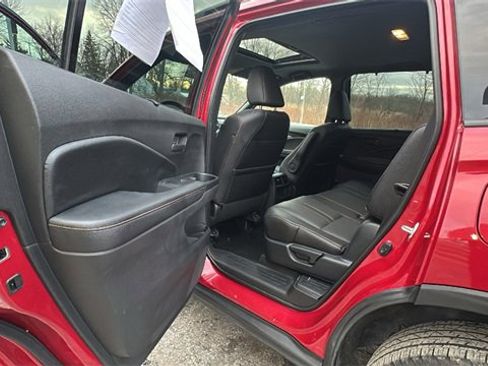 Used 2023 Honda Passport TrailSport image 36