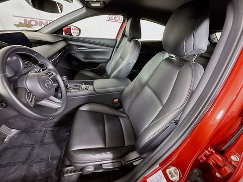 Used 2022 MAZDA MAZDA3 s FWD image 26