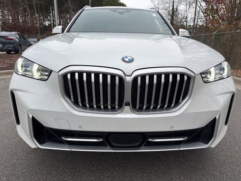 Certified 2024 BMW X5 xDrive40i w/ Premium Package image 2