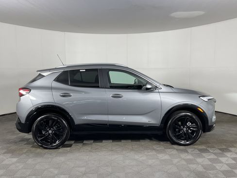 Used 2025 Buick Encore GX Sport Touring image 5
