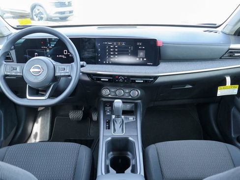 New 2026 Nissan Kicks S image 6