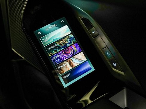 New 2026 BMW 740i xDrive w/ Executive Package image 54