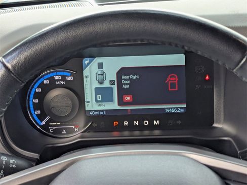 Used 2023 Ford Bronco Badlands image 27