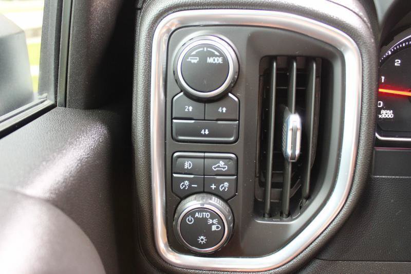 Used 2022 Chevrolet Silverado 2500 LT w/ Convenience Package AWD/4WD image 35