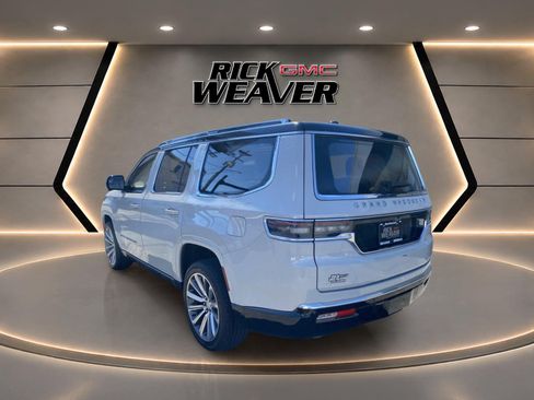 Used 2022 Jeep Grand Wagoneer Series II w/ Premium Group II AWD/4WD image 4