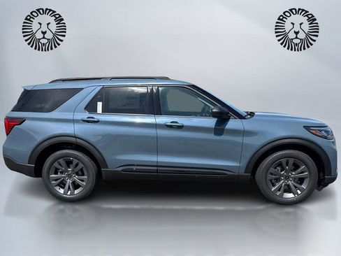 New 2026 Ford Explorer Active w/ Active Comfort Package AWD/4WD image 4