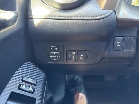 Used 2015 Toyota RAV4 XLE image 28