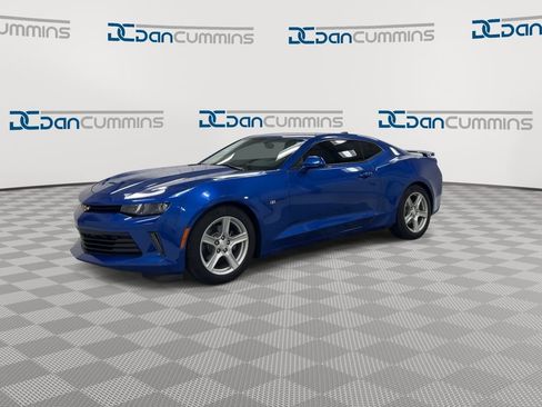 Used 2017 Chevrolet Camaro LT image 4