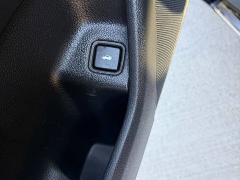 Used 2021 Honda Accord EX-L image 23