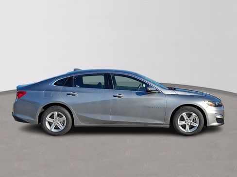Used 2024 Chevrolet Malibu LT image 7