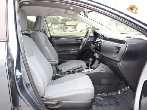 Used 2014 Toyota Corolla L image 18