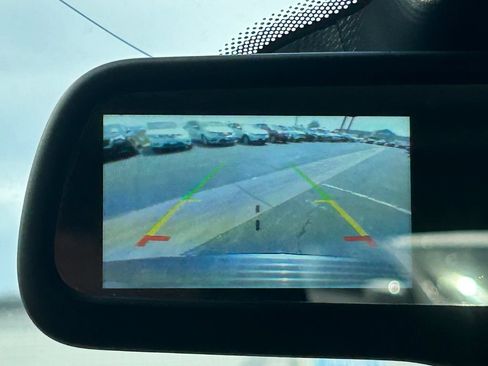 Used 2018 Dodge Journey SXT w/ Connectivity Group FWD image 14