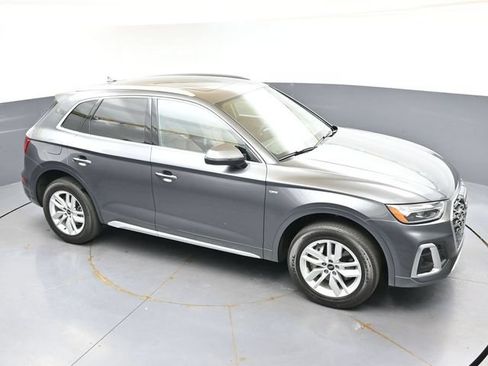 Used 2024 Audi Q5 2.0T Premium w/ Convenience Package AWD/4WD image 43