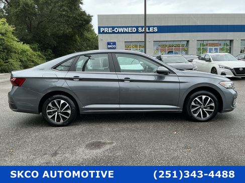 Used 2024 Volkswagen Jetta S FWD image 6
