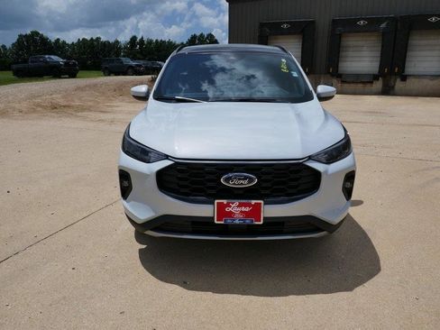 New 2025 Ford Escape ST-Line Elite image 8