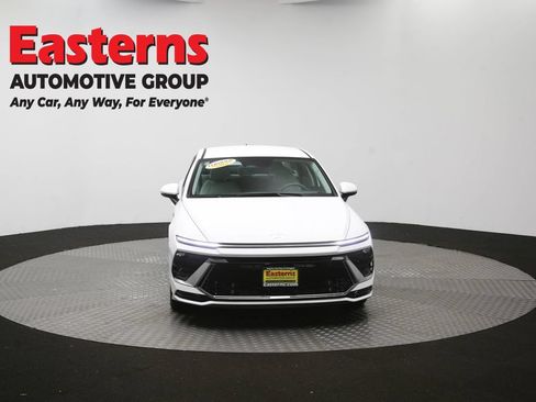 Used 2025 Hyundai Sonata SEL FWD image 52