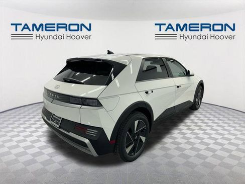 New 2026 Hyundai Ioniq 5 SEL image 5