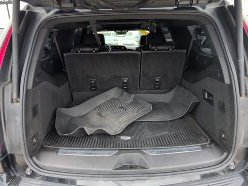 Used 2022 Cadillac Escalade ESV Sport w/ Touring Package image 22
