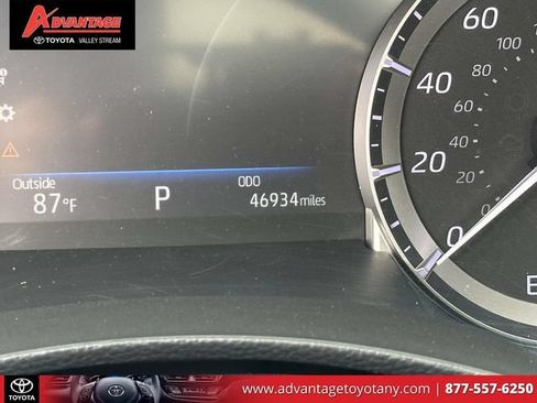 Used 2022 Toyota Highlander Platinum AWD/4WD image 33