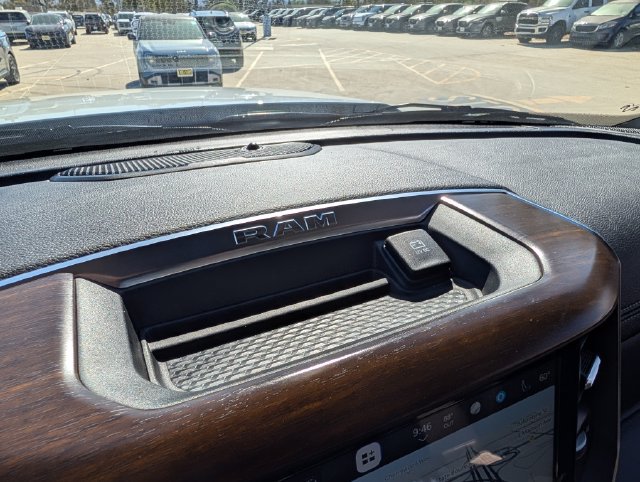 Used 2024 RAM 2500 Laramie w/ Safety Group AWD/4WD image 23