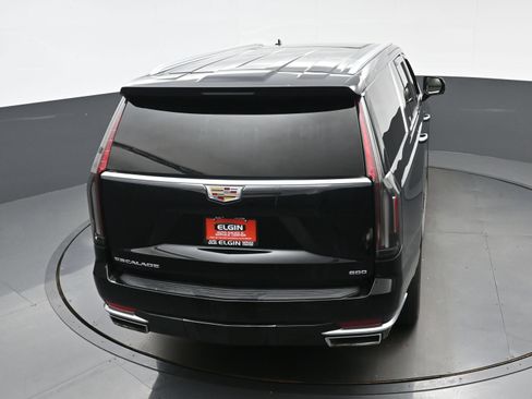 Used 2023 Cadillac Escalade ESV Premium Luxury AWD/4WD image 43