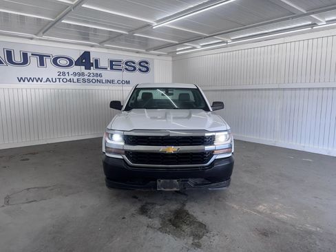 Used 2017 Chevrolet Silverado 1500 W/T RWD image 2