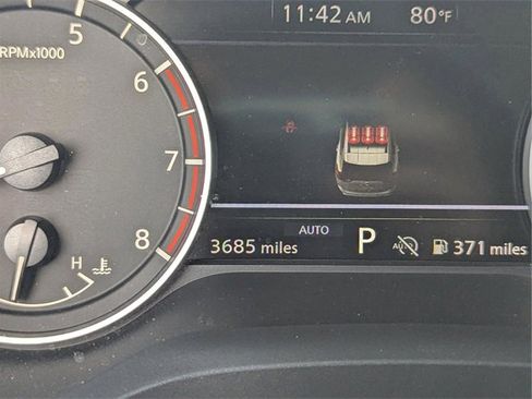 Certified 2025 Nissan Rogue S image 38