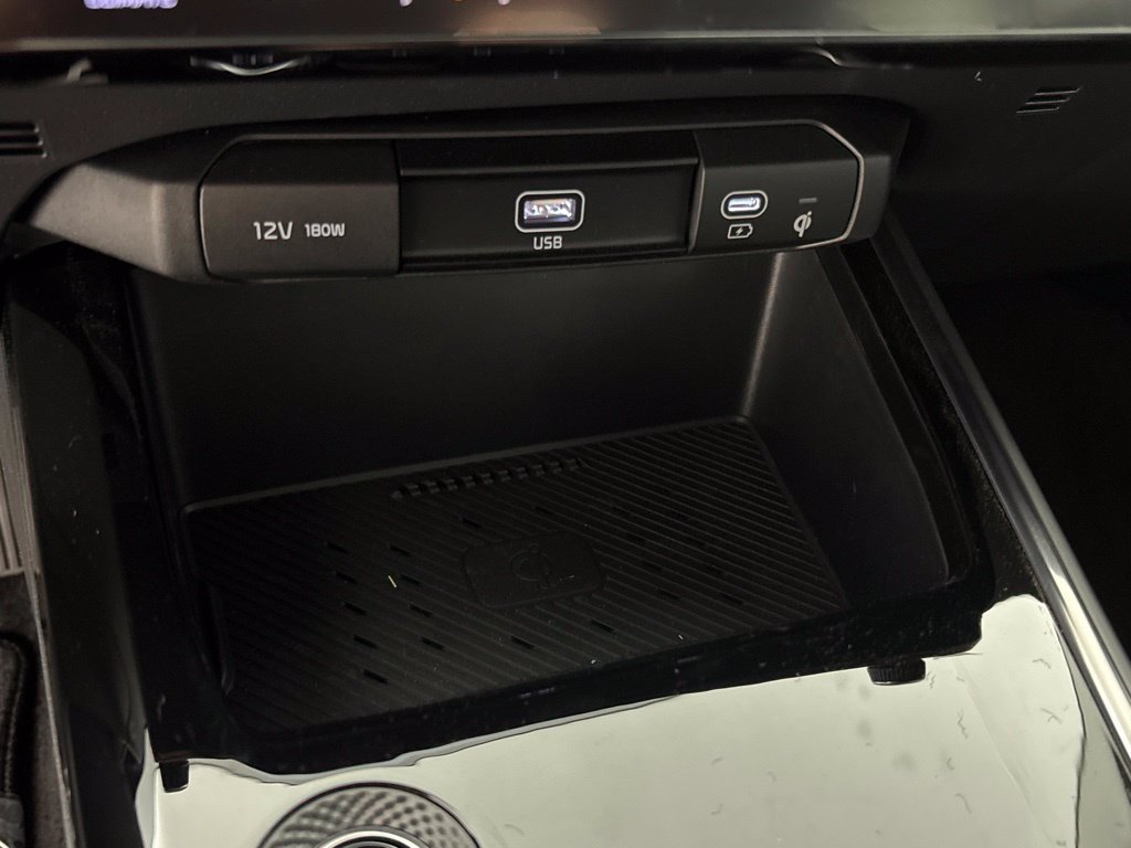 New 2026 Kia Niro Wind FWD image 38