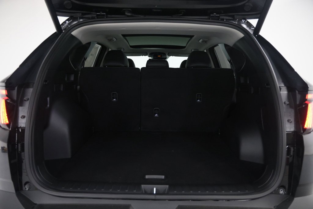 New 2026 Hyundai Tucson Limited w/ Tow & Go Package AWD/4WD image 19