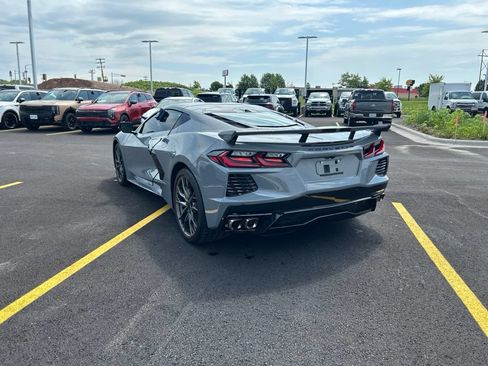 Used 2025 Chevrolet Corvette Stingray Preferred Cpe w/ Z51 Performance Package RWD image 8