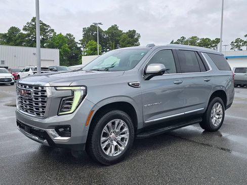 Certified 2025 GMC Yukon Denali AWD/4WD image 1