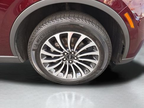 Used 2022 Lincoln Aviator AWD w/ Premium Package image 34