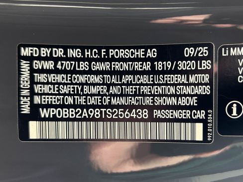 Certified 2026 Porsche 911 Targa 4 GTS image 33