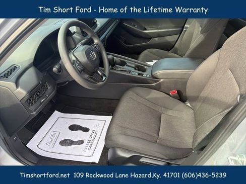 Used 2025 Honda Accord LX image 7