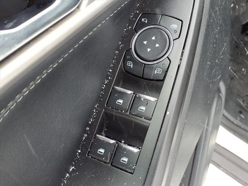 Used 2020 Ford Explorer Limited w/ Class III Trailer Tow Package image 7