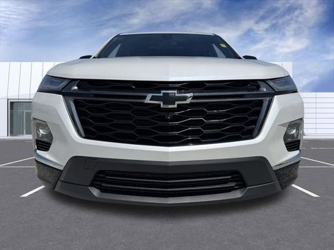 Used 2023 Chevrolet Traverse Premier w/ Redline Edition AWD/4WD image 7