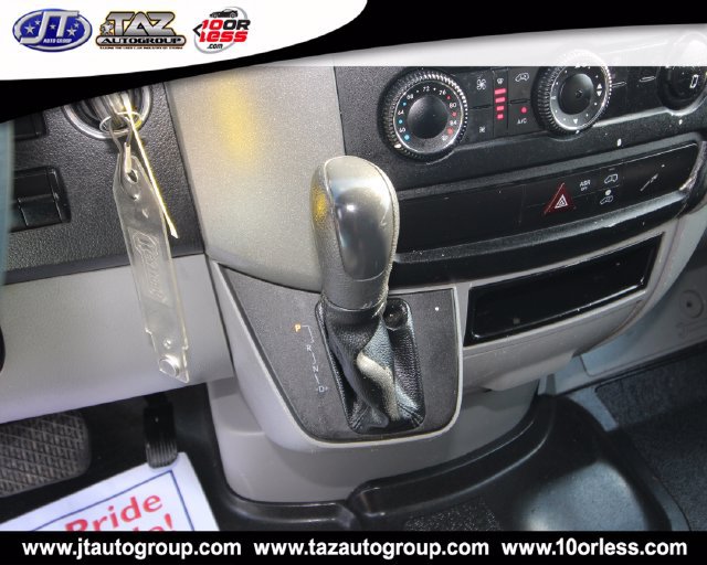 Used 2013 Freightliner Sprinter 3500 RWD image 21