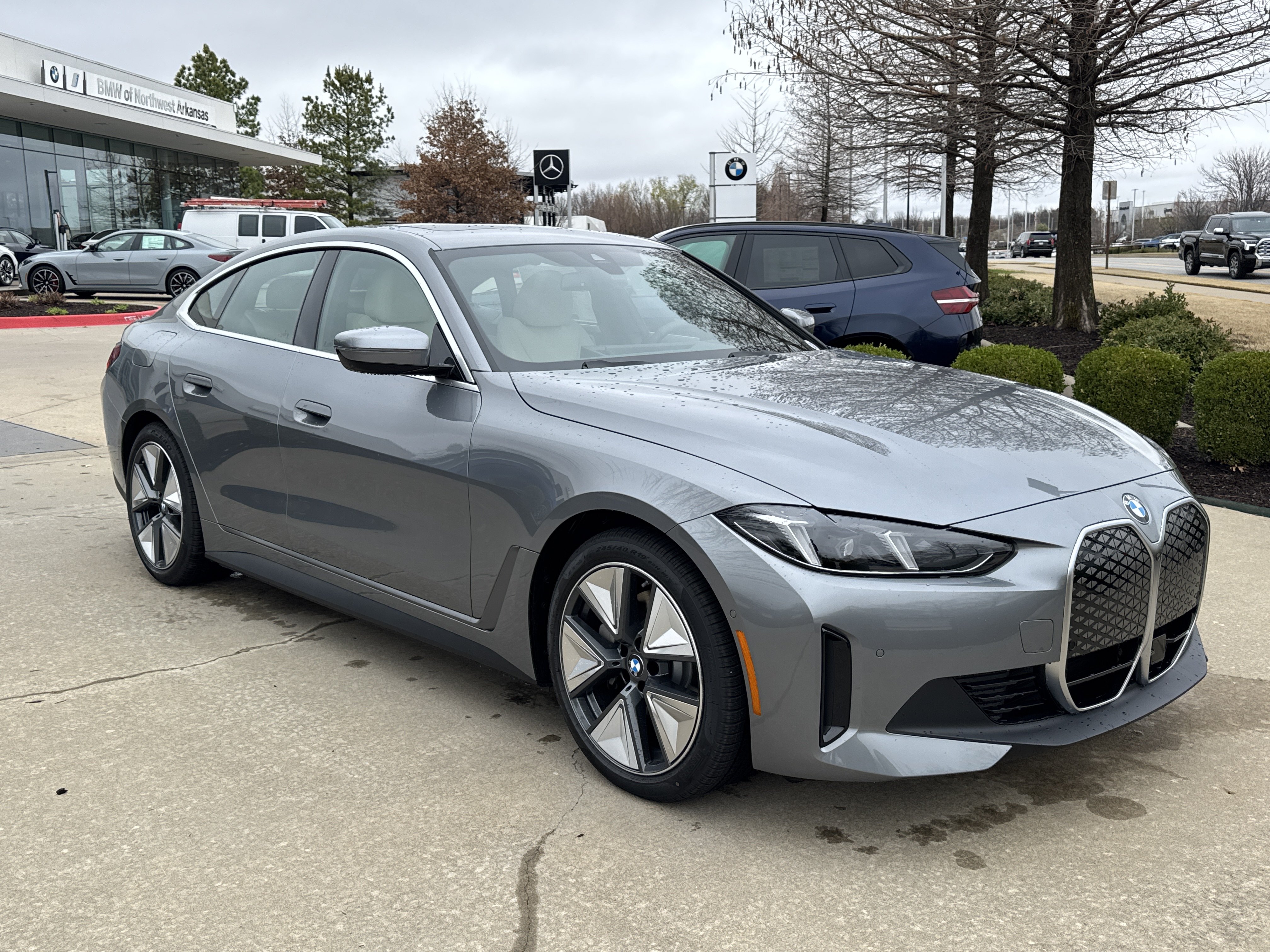 New 2026 BMW i4 xDrive40i w/ Premium Package AWD/4WD image 6