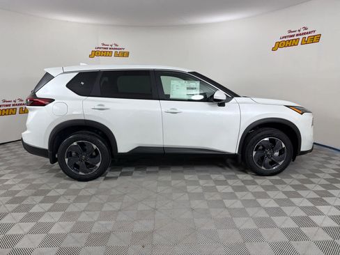 New 2026 Nissan Rogue SV image 7