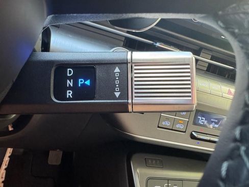 New 2026 Hyundai Kona SEL Premium image 28