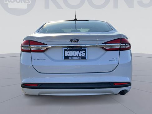 Certified 2017 Ford Fusion SE FWD image 15