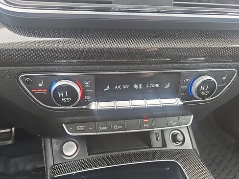 Used 2023 Audi SQ5 Premium Plus w/ Premium Plus Package image 28