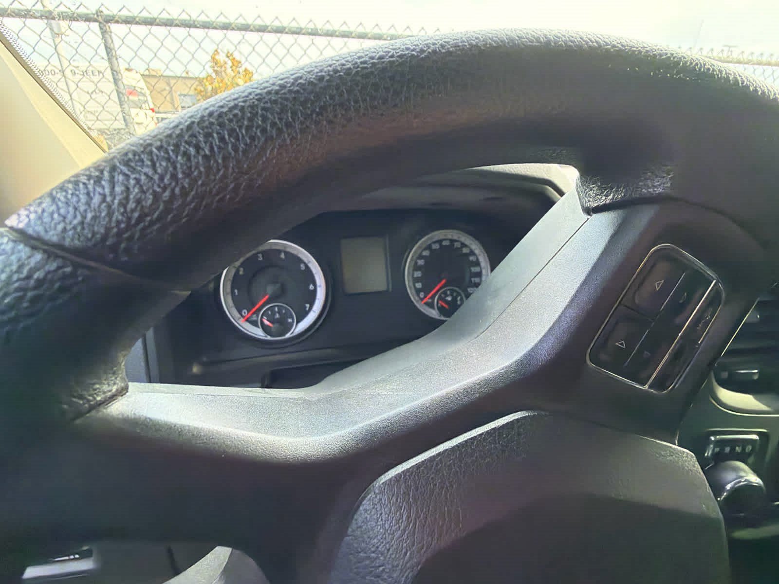Used 2015 RAM 1500 Express RWD image 6