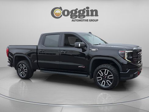 Used 2023 GMC Sierra 1500 AT4 w/ AT4 Premium Package image 8
