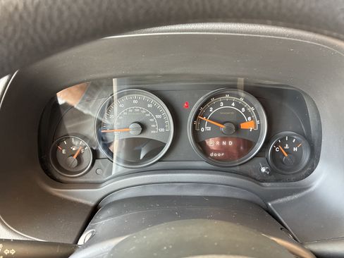 Used 2016 Jeep Patriot Sport w/ Power Value Group AWD/4WD image 25