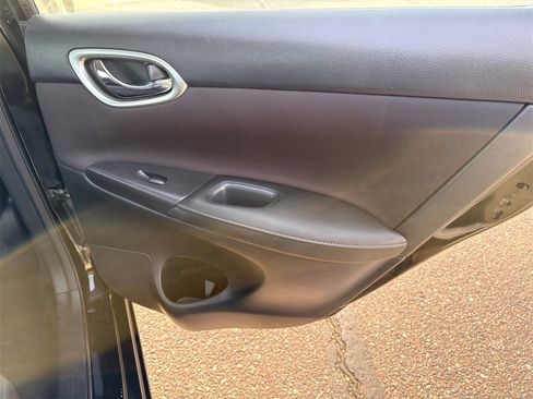 Used 2019 Nissan Sentra SV image 23