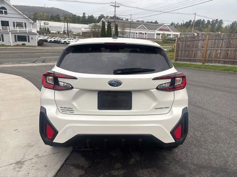 Used 2024 Subaru Crosstrek 2.0i AWD/4WD image 6